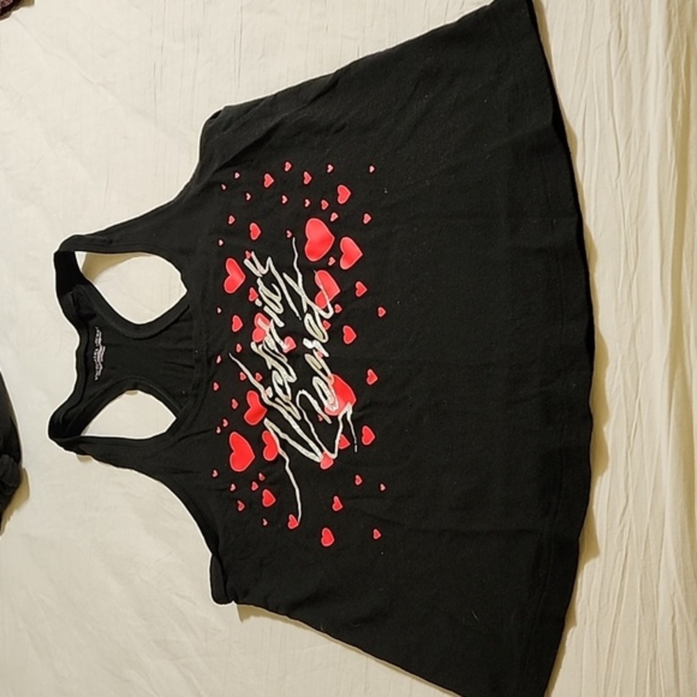 VS tank top.